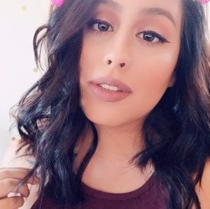 Meet your Posher, Marissa